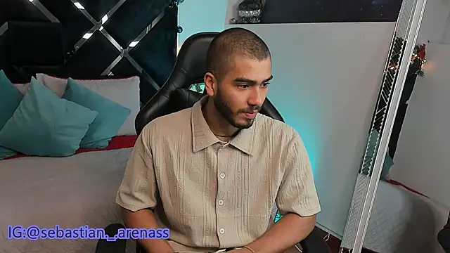 Franco banderas online show from 12-20-25, 03:37