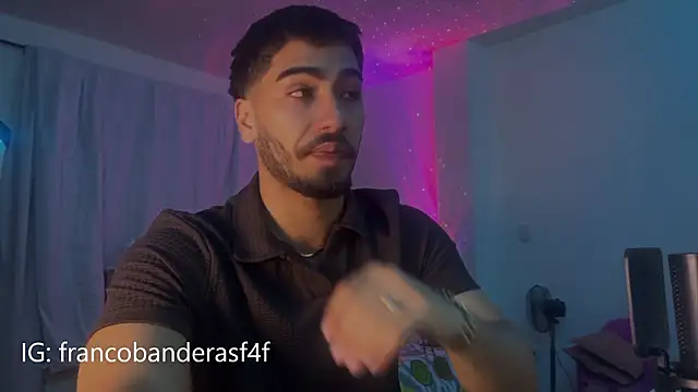 Franco banderas online show from 03-27-26, 10:16