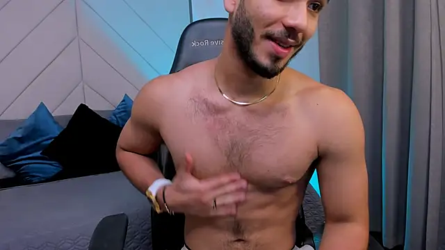 Franco banderas online show from 01-15-26, 07:28