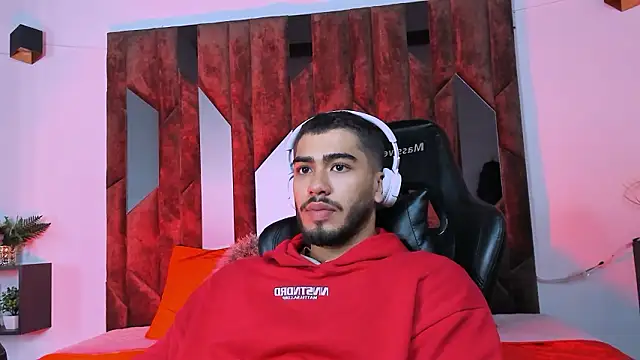 Franco banderas online show from 02-01-26, 09:24