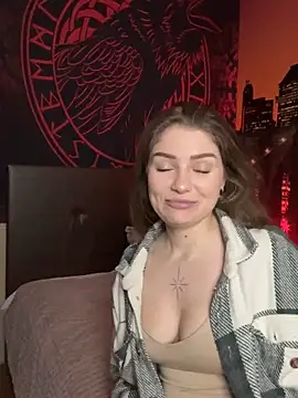 Snapshot of WhiteCore chatting on 02-06-26, 01:18 WhiteCore online show from 02-06-26, 01:18