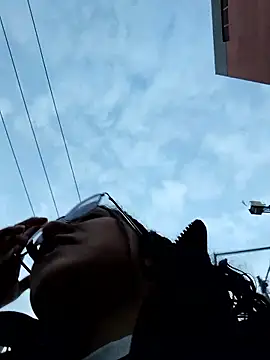 Gwen Sweet online show from 01-10-26, 11:00