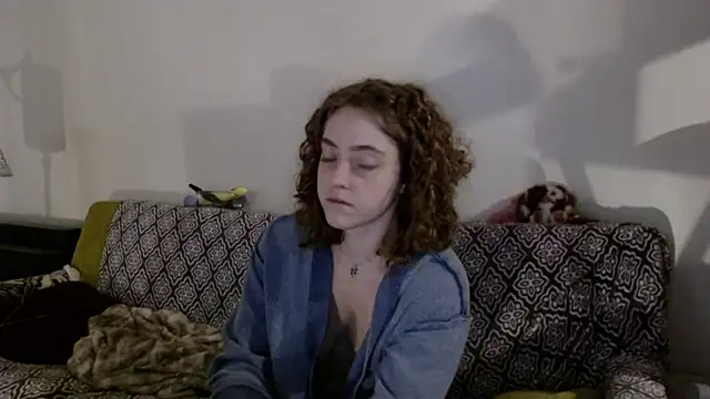 DeliaBlew online show from 12-01-25, 01:56