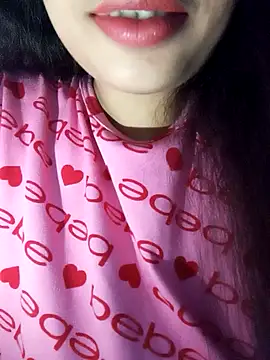 Snapshot of Nila-islam chatting on 11-29-25, 07:47 Nila-islam online show from 11-29-25, 07:47