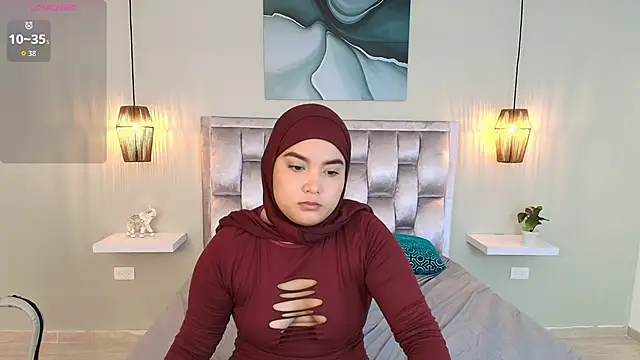 Snapshot of Habi_arabic chatting on 12-02-25, 07:21 Habi arabic online show from 12-02-25, 07:21