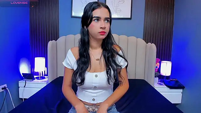 Miia cute18 online show from 12-03-25, 11:42