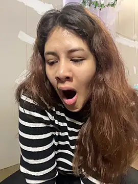 dakota021 online show from 04-14-26, 08:03