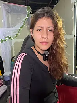 dakota021 online show from 04-09-26, 12:12