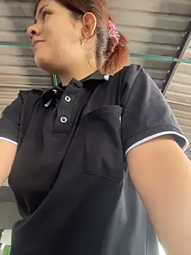 dakota021 online show from 04-17-26, 08:11