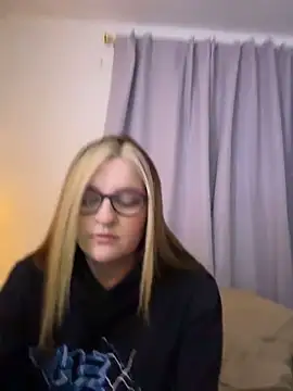 kira velour online show from 01-06-26, 04:16