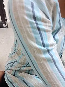 Sizzling Quinn online show from 04-16-26, 03:40