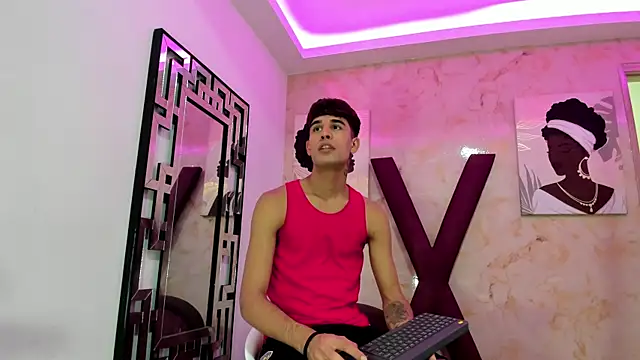 BIG COCKS online show from 01-08-26, 01:44