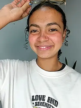   VioletaHeaven   online show from 03-04-26, 11:29