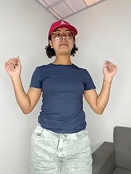   VioletaHeaven   online show from 02-14-26, 10:10