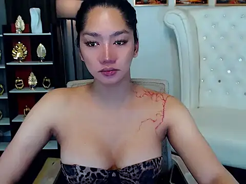 Snapshot of UrScreenGoddess chatting on 01-08-26, 05:41 UrScreenGoddess online show from 01-08-26, 05:41