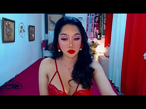 Snapshot of UrScreenGoddess chatting on 12-03-25, 06:14 UrScreenGoddess online show from 12-03-25, 06:14