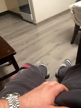 DutchMiracle26 online show from 11-30-25, 12:44