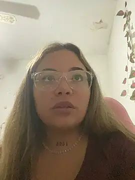 Lindalatina2001 online show from 03-27-26, 11:38