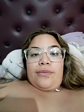 Lindalatina2001 online show from 02-16-26, 03:38