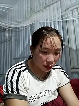 Evelyn-n online show from 12-15-25, 11:49