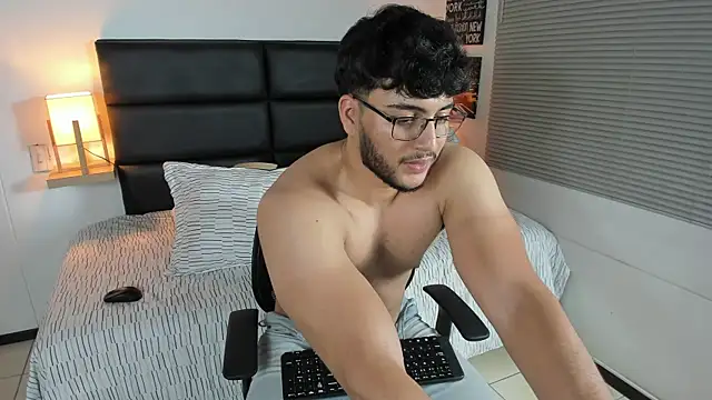 mike foxxx  online show from 01-05-26, 05:27