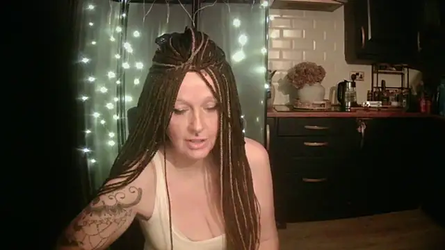 pixxiexo online show from 02-21-26, 12:12