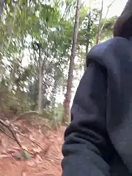 Snapshot of A-ZJunn chatting on 02-04-26, 06:41 A-ZJunn online show from 02-04-26, 06:41