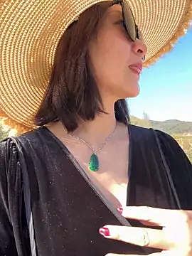 Snapshot of A-ZJunn chatting on 02-20-26, 07:21 A-ZJunn online show from 02-20-26, 07:21