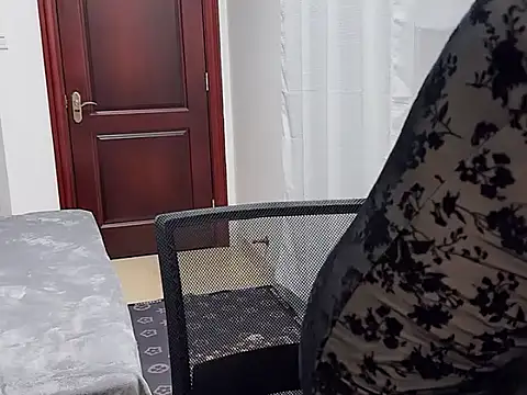 A-ZJunn online show from 12-16-25, 11:47