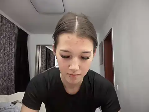 lilXdomii online show from 12-04-25, 06:18