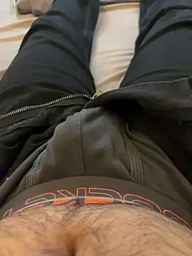 BlahNextDoor online show from 12-15-25, 04:46