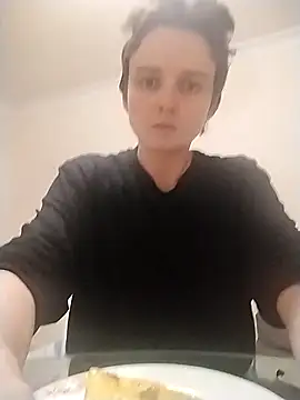 Amy01112 online show from 04-14-26, 10:04