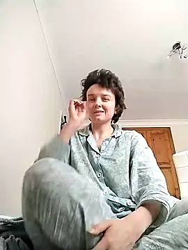 Snapshot of Amy01112 chatting on 05-18-26, 10:53 Amy01112 online show from 05-18-26, 10:53