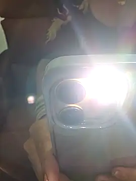 MadhuriMiracle online show from 11-30-25, 12:50