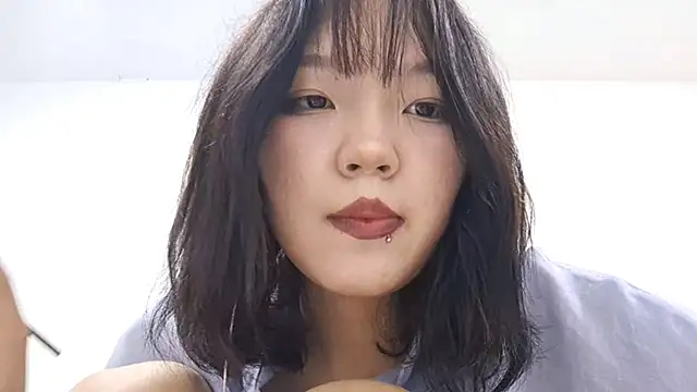 MeowMiaMeow online show from 12-04-25, 05:12