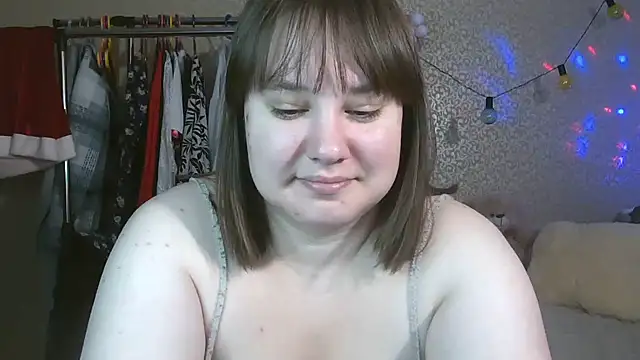 Snapshot of EriikaTwinz chatting on 06-25-26, 05:34 EriikaTwinz online show from 06-25-26, 05:34