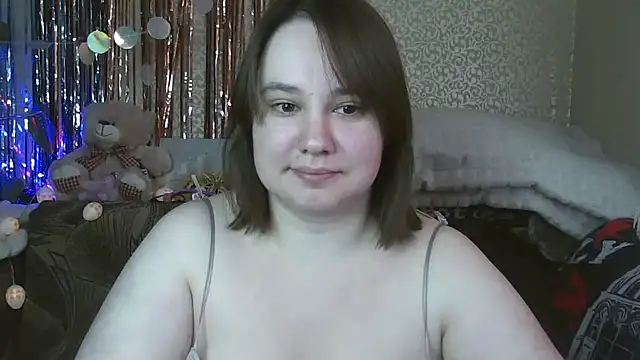 EriikaTwinz online show from 05-16-26, 06:23