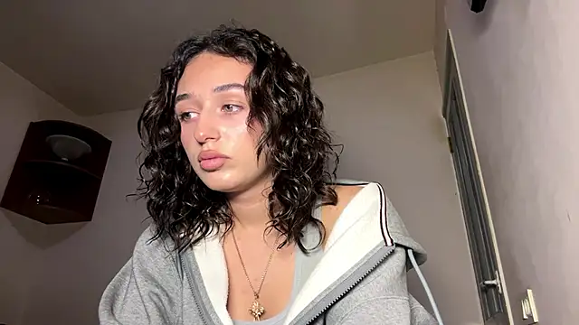 Snapshot of ParsedFix chatting on 12-21-25, 02:19 ParsedFix online show from 12-21-25, 02:19