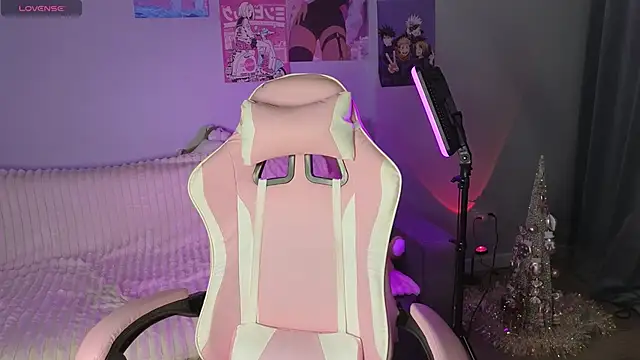 Snapshot of mimiicherry chatting on 01-12-26, 03:13 mimiicherry online show from 01-12-26, 03:13