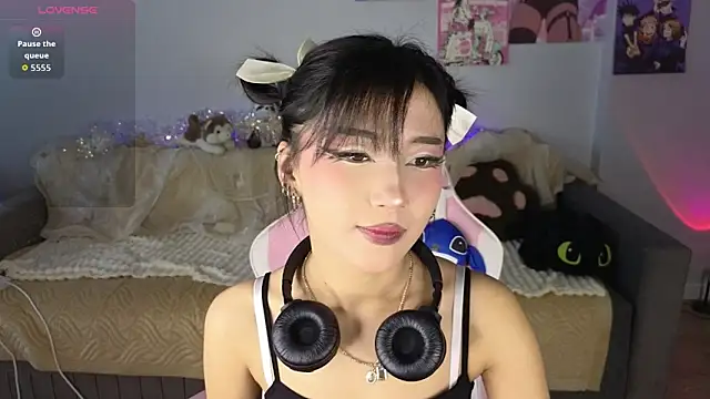 Snapshot of mimiicherry chatting on 12-20-25, 03:20 mimiicherry online show from 12-20-25, 03:20