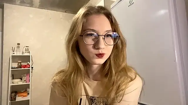 MargyDejong online show from 12-05-25, 03:10