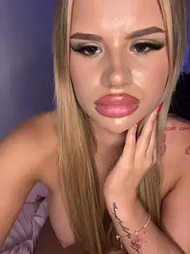 Danielaa 2005 online show from 02-25-26, 06:08