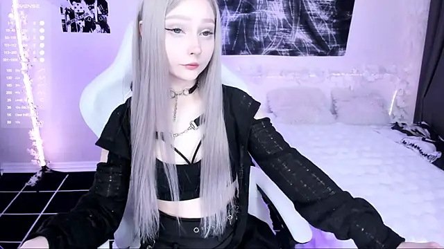 Snapshot of lyric4 chatting on 03-03-26, 01:23 lyric4 online show from 03-03-26, 01:23