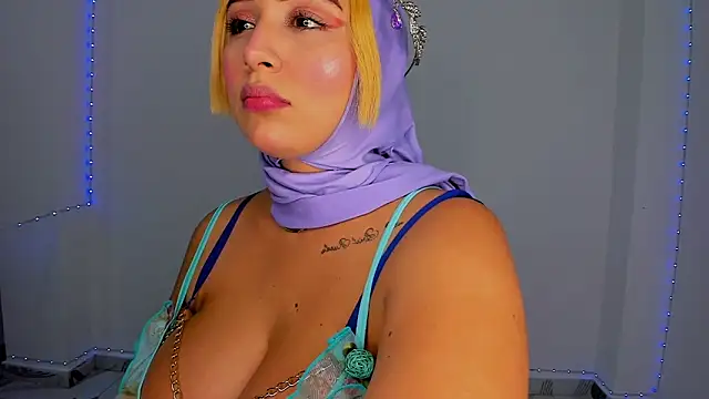 Jazmin kithana online show from 02-25-26, 03:51