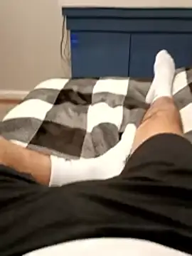 Snapshot of Lalin2323 chatting on 02-03-26, 01:49 Lalin2323 online show from 02-03-26, 01:49