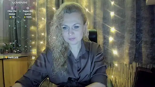 LanaLight x online show from 01-11-26, 04:58