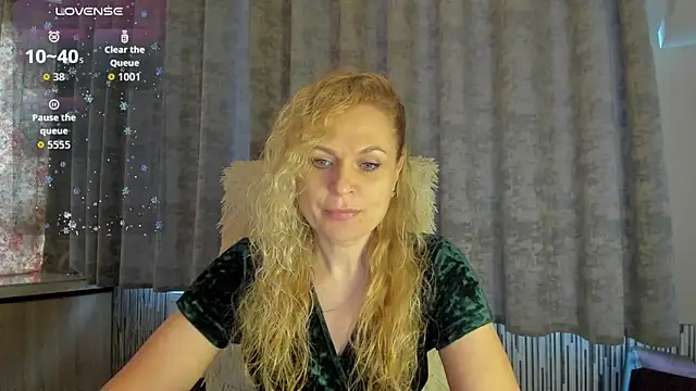 LanaLight x online show from 05-21-26, 02:53