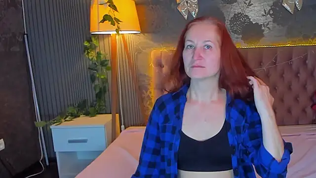 JasmineeSky online show from 01-14-26, 02:09