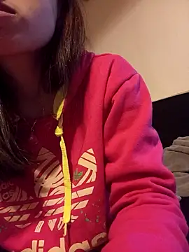 gatitachula93 online show from 04-06-26, 06:53