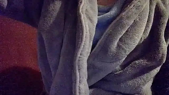 gatitachula93 online show from 12-20-25, 01:30